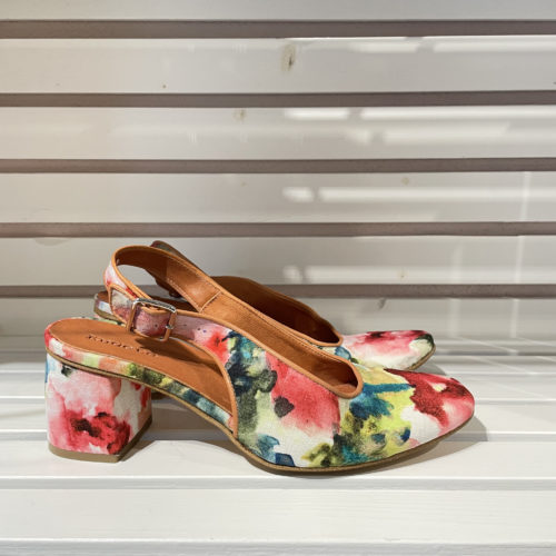 Chanel Flowers